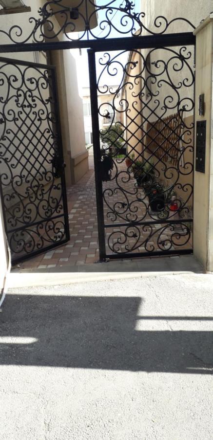 Vladana Deluxe App 2 Apartamento Kruševac Exterior foto